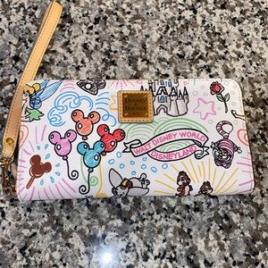 Dooney & Bourke Disney Sketch Wrist Wallet
